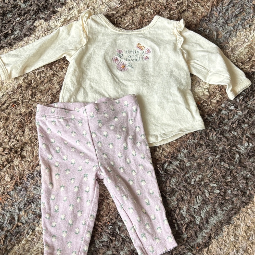 Carter’s Little & Loved Outfit